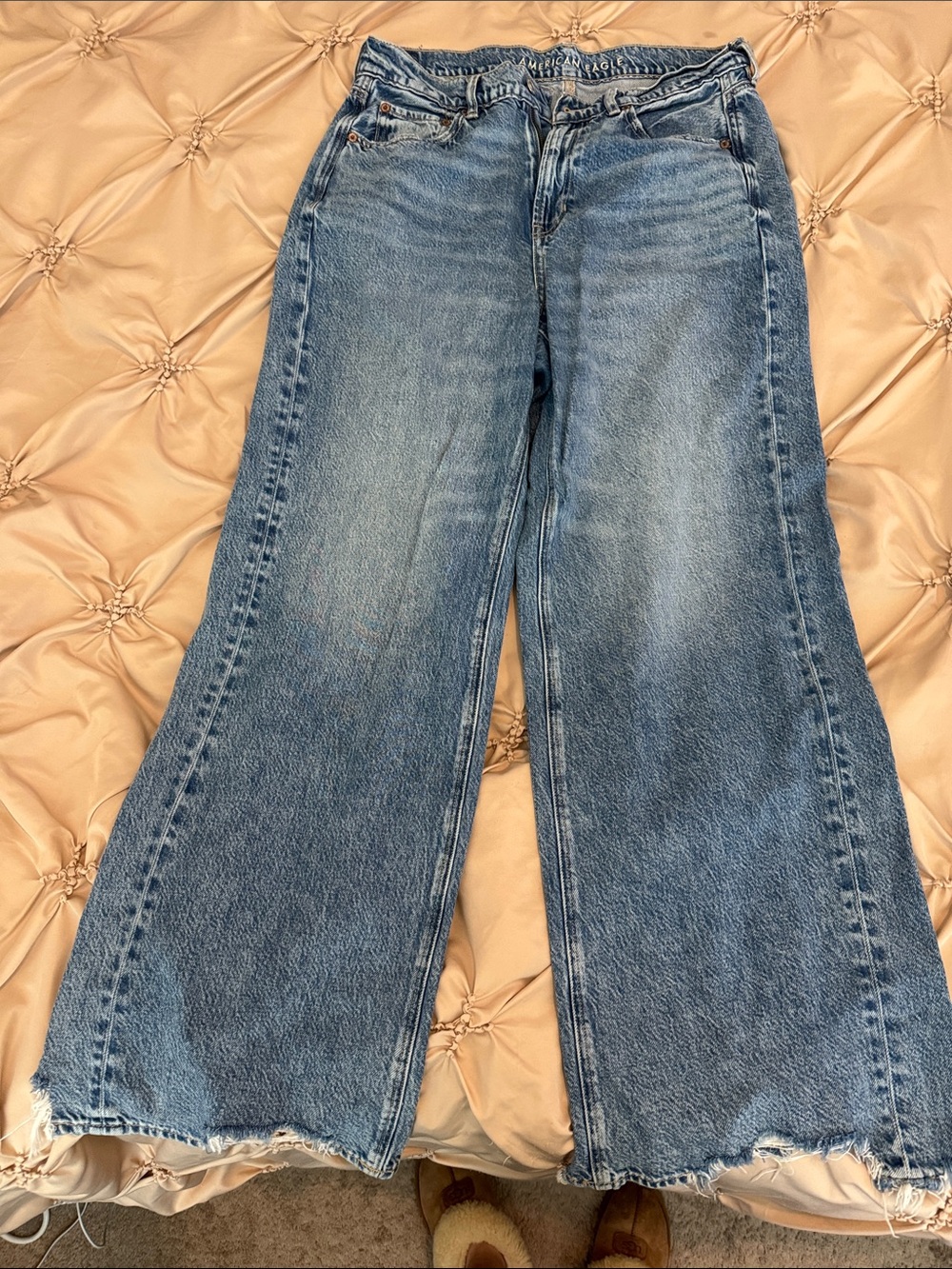 American Eagle Outfitters High-Rise Baggy Light Blue Wide-Leg Denim Jeans